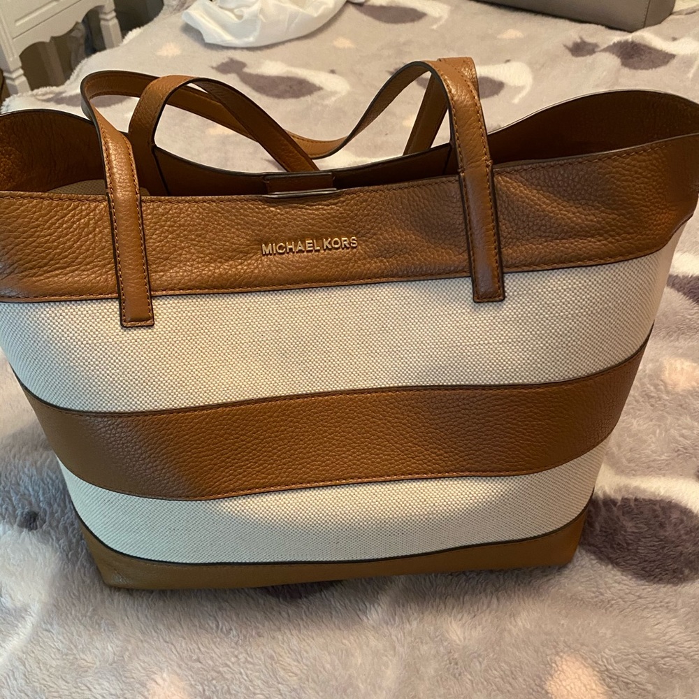 Michael kors purse Never used